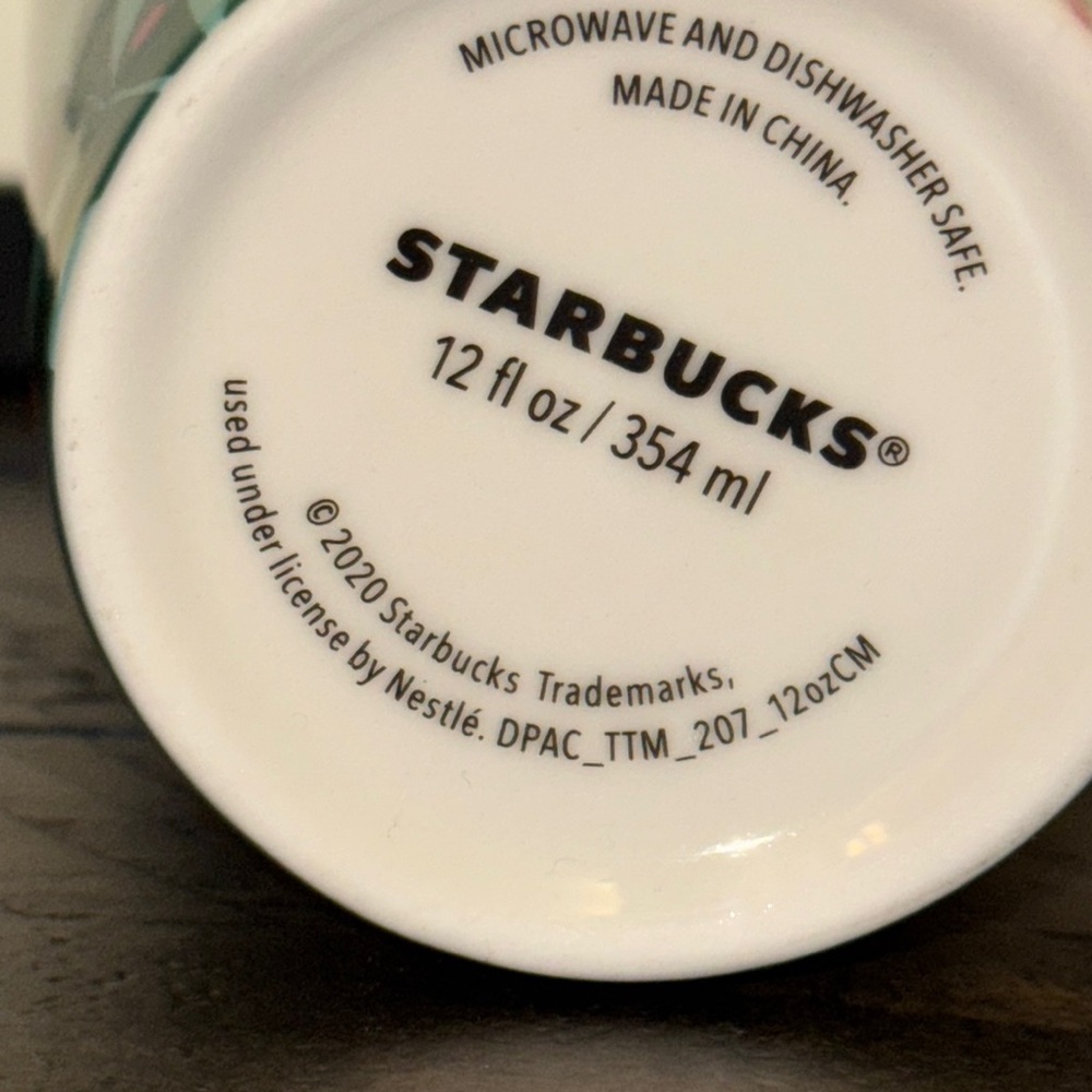 2020 Starbucks Coffee Co. Tall 12oz. Green Floral Coffee Mug Cup (Christmas) - Picture 12 of 12